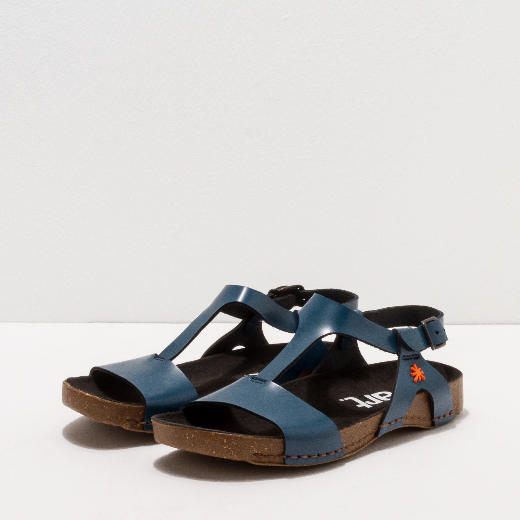 ART 0990 I Breathe City Women's Sandal