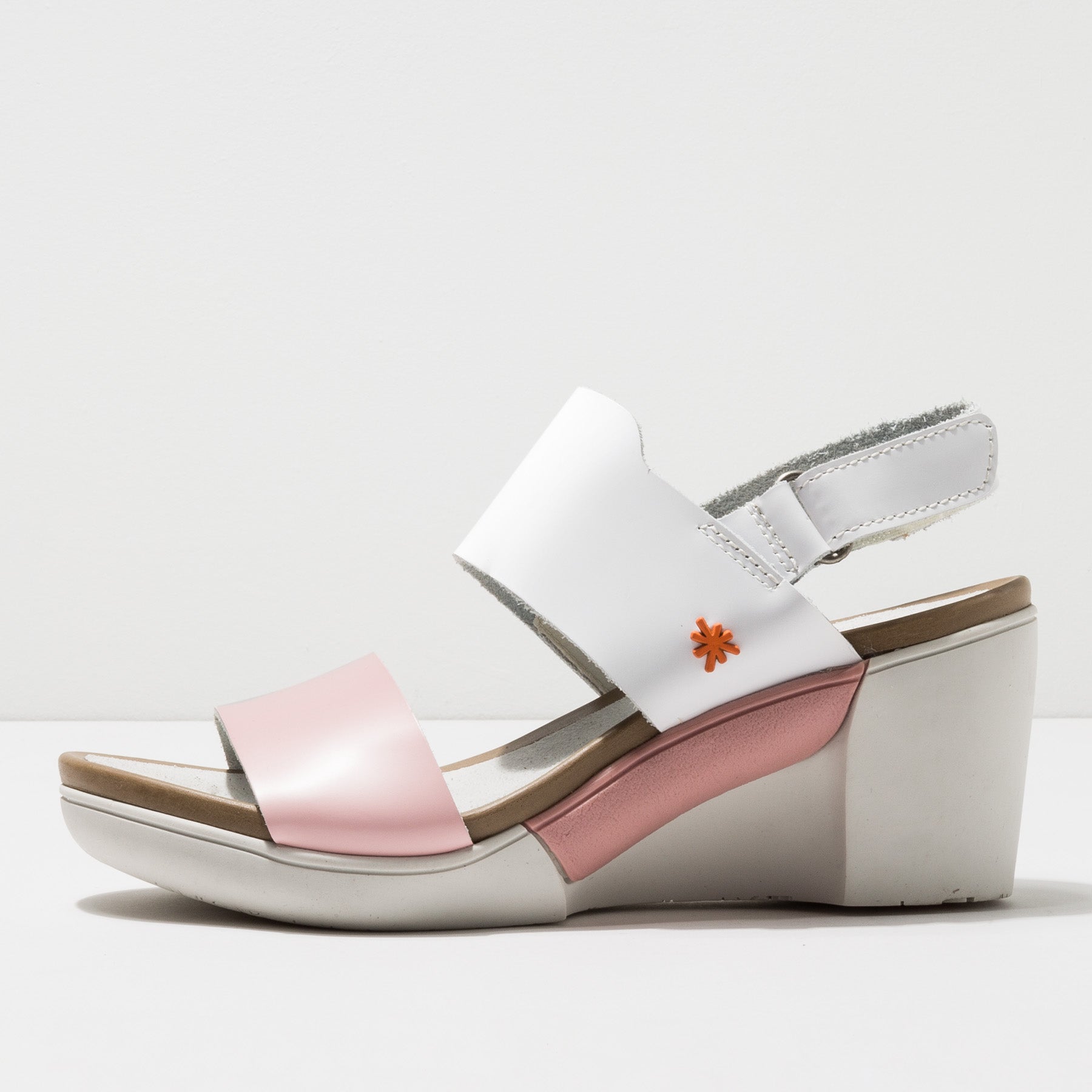 ART 1673 Rotterdam City Women's Wedge Sandal