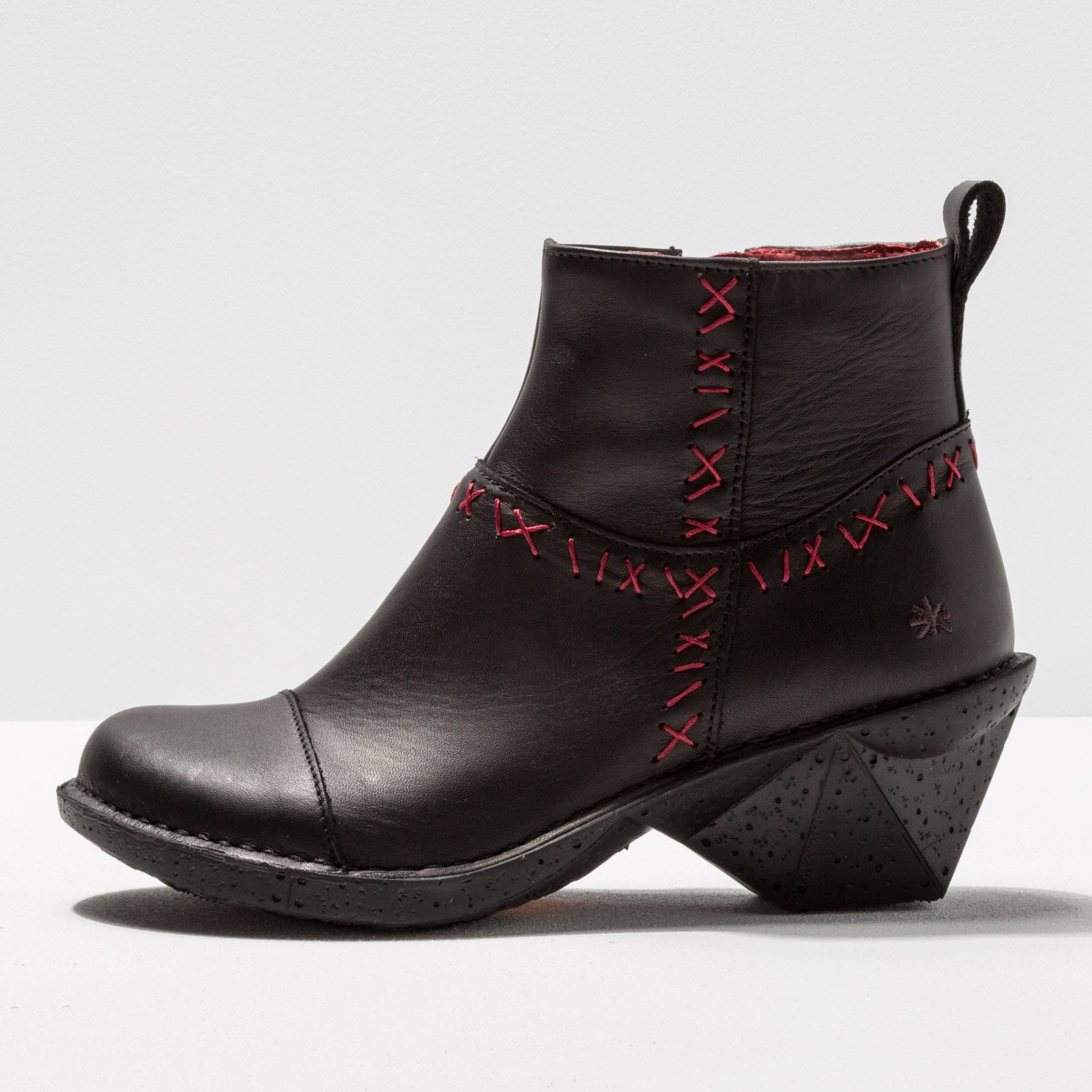 ART Metropolitan 1214 Women s Oteiza Grass Waxed Boot